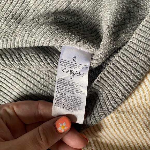 Grey Ribbed Square Neck Banana Republic Sweater - Picture 4 of 5